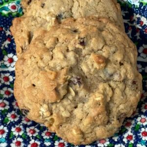 Oatmeal Cranberry Walnut Cookies