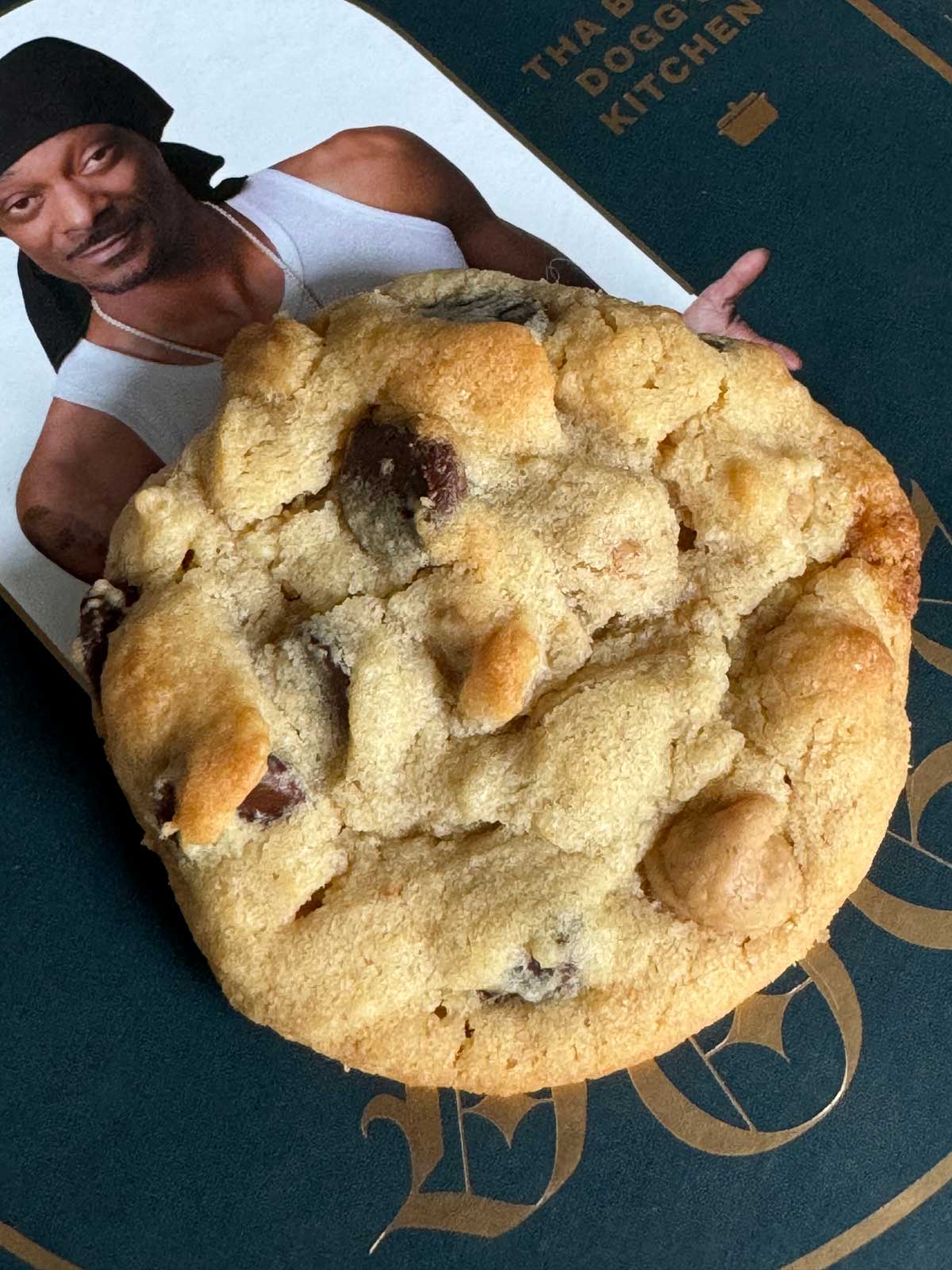 Snoop Dogg Rolls Royce Peanut Butter Chocolate Chip cookies aka PB-Chocolate Chip Cookies.