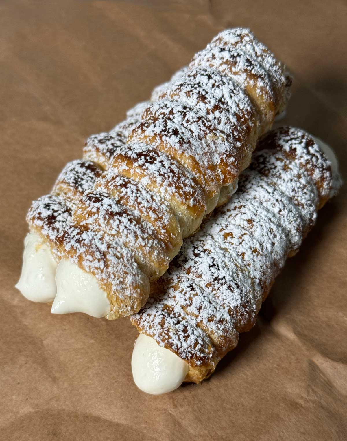 Puff Pastry Cream Horns