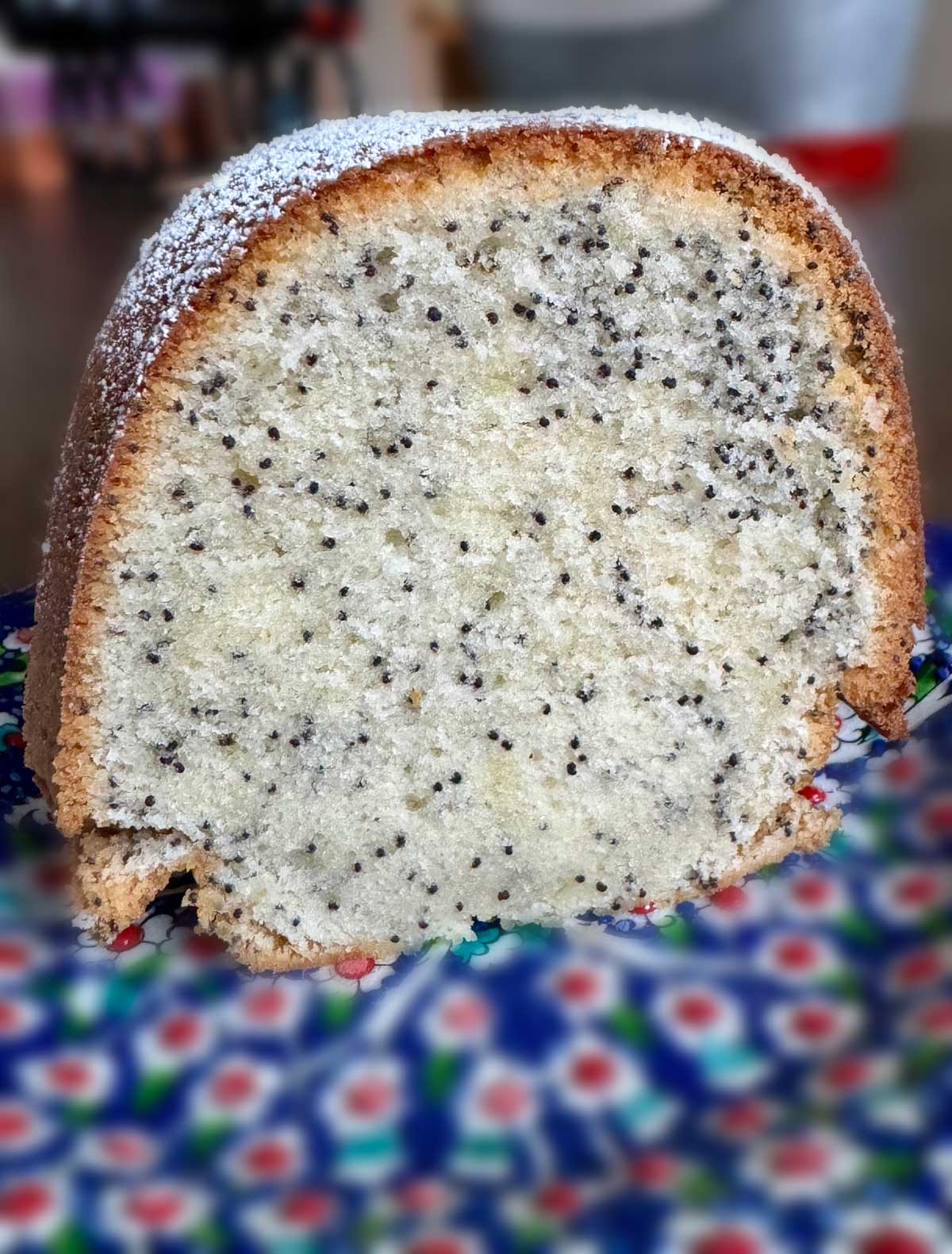 Mrs. Fields' Poppy Seed Pound Cake