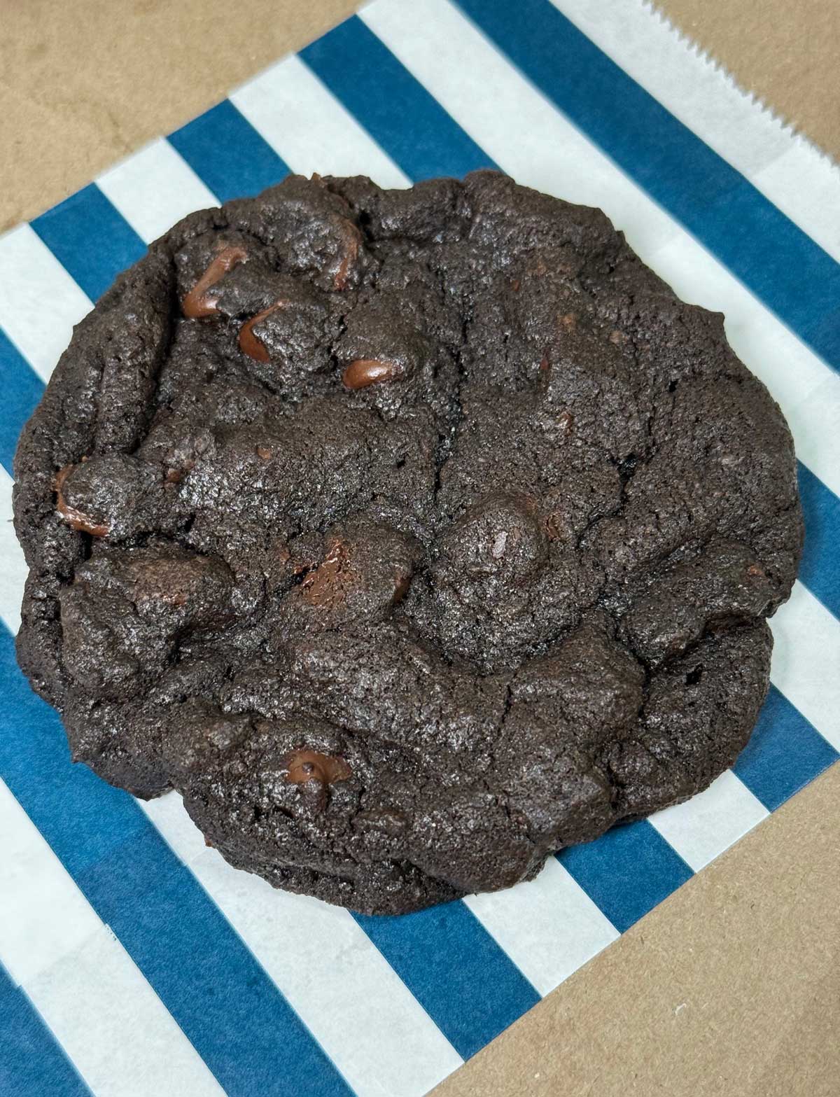 Soft flat brownie cookies
