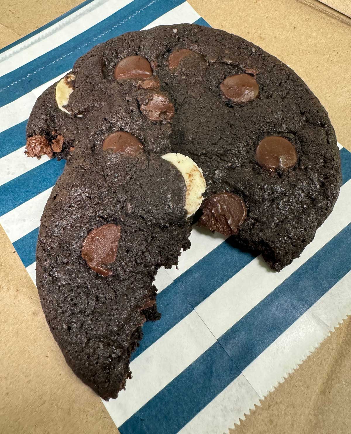 Soft chocolate brownie cookie