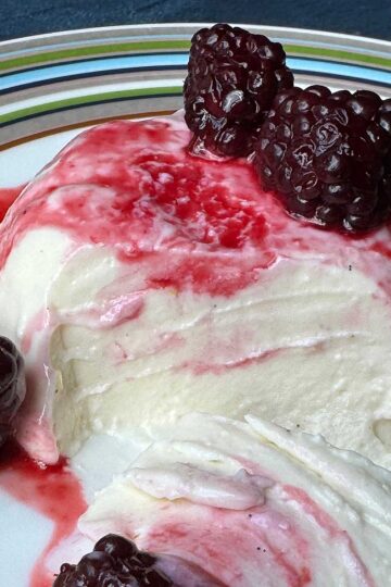 Greek Yogurt Panna Cotta with an easy Blackberry Compote recipe.