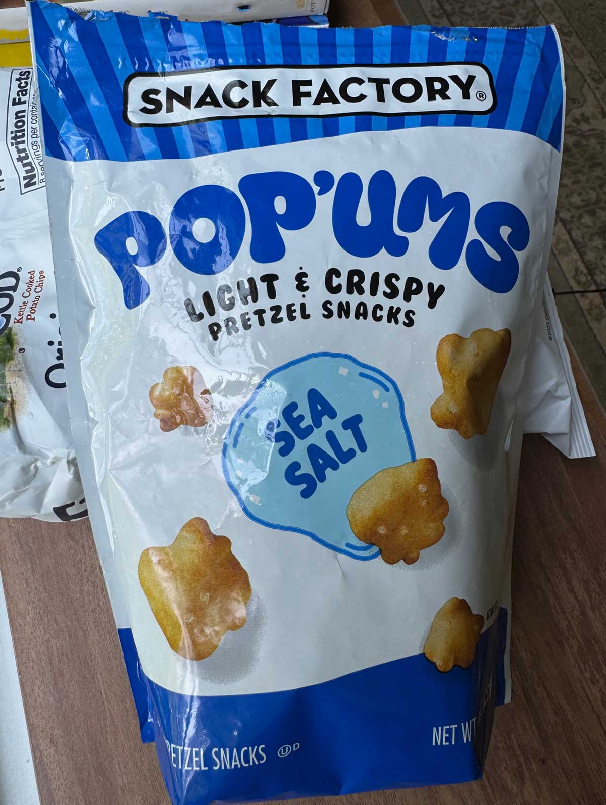 Pop 'Ums light and crispy pretzels from Snack Factory bag.