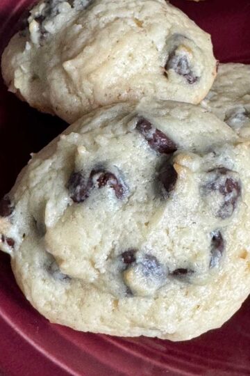 Cindy's Sour Cream Chocolate Chip Cookies recipe