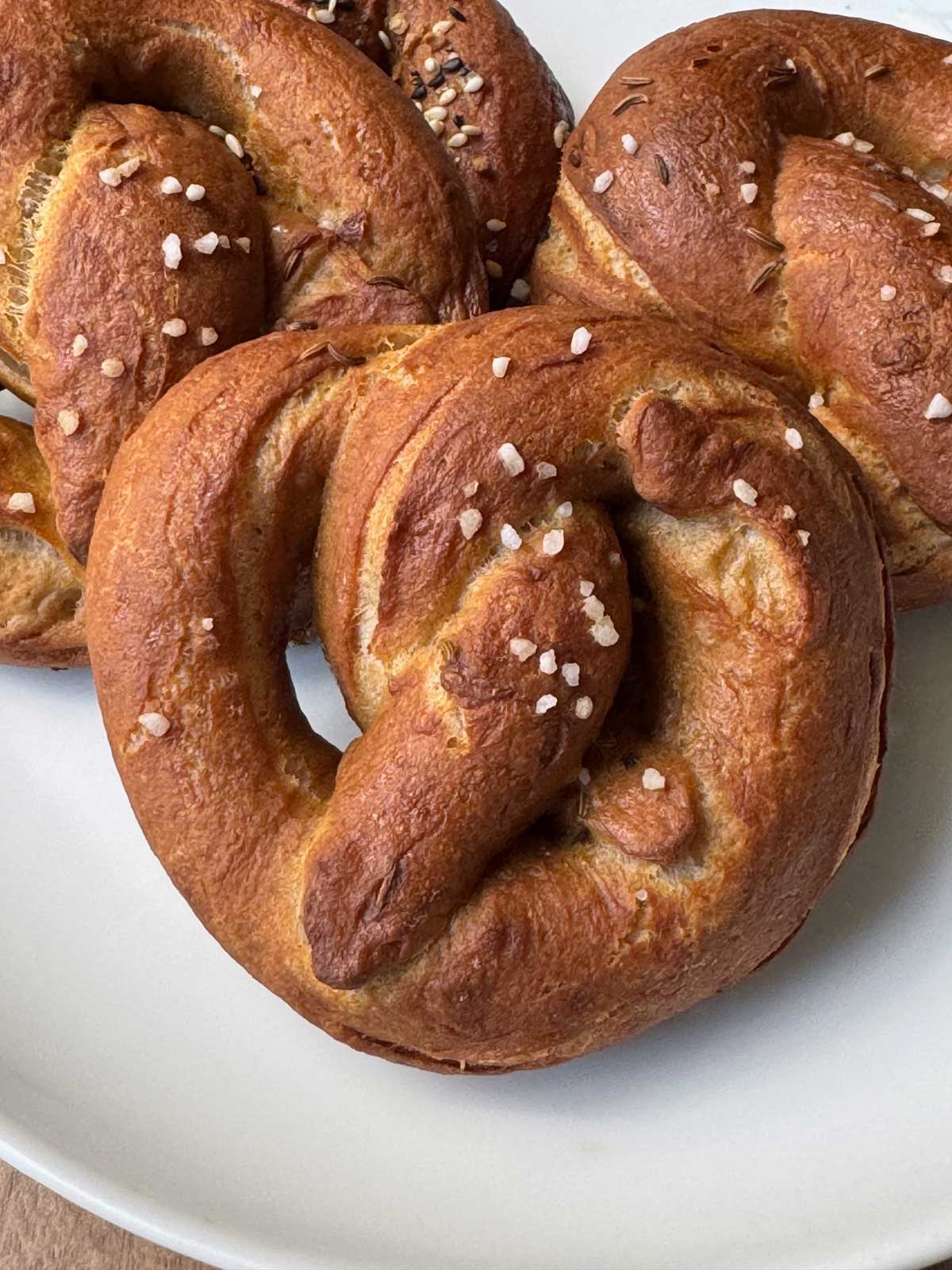 Honey and Rye Flour Pretzels recipe