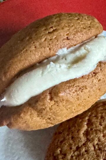 Gingerbread Whoopie Pies recipe without shortening.
