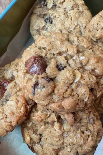 Oatmeal Cookie Mix in a jar, baked into cookies