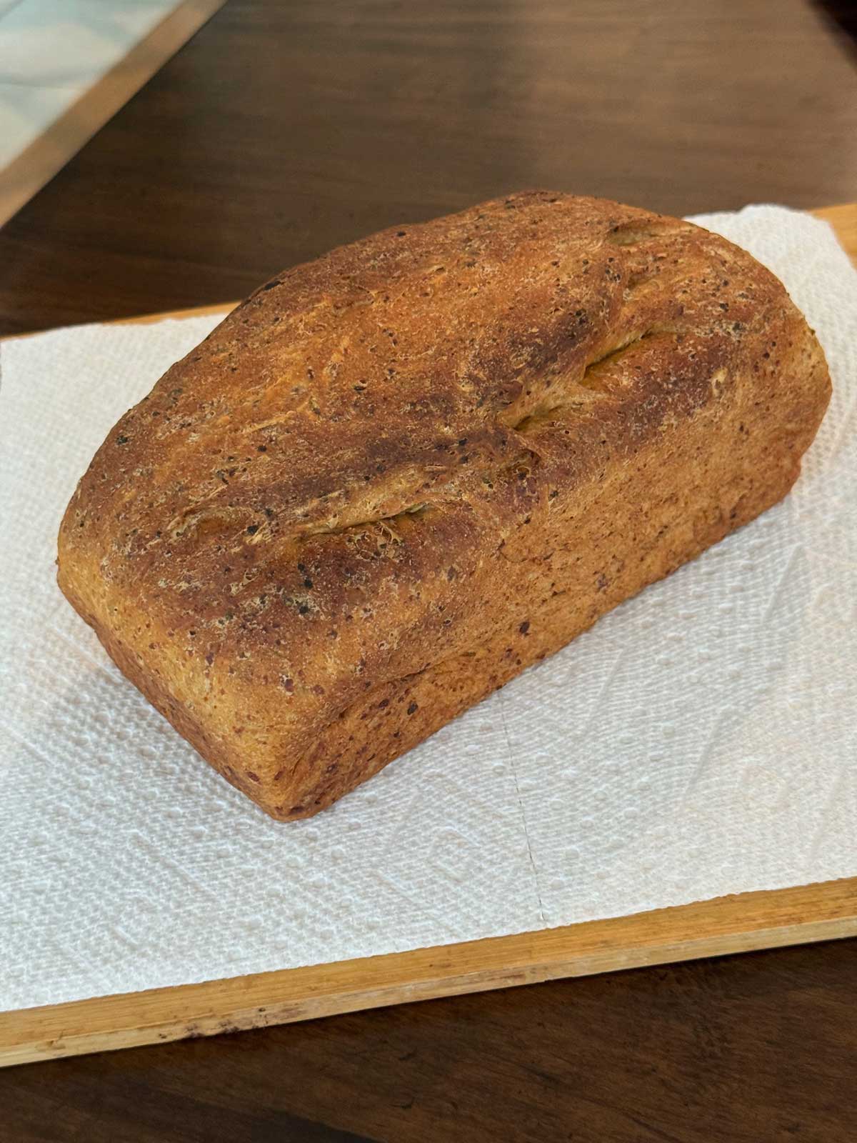 No-Knead Cottage Cheese Caraway Bread