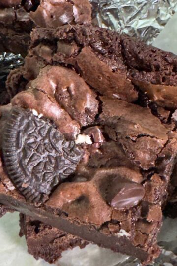 Whipped Salted Aquafaba Oreo Brownies Without Eggs.