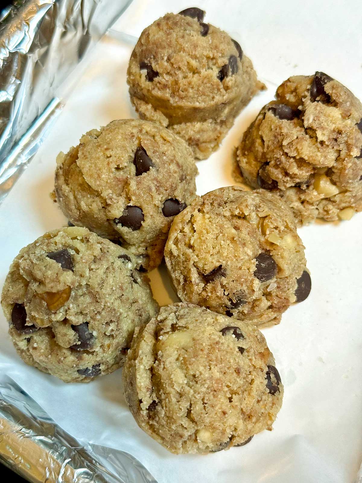 Balls of Neiman Marcus Urban Legend Chocolate Chip Cookies dough.